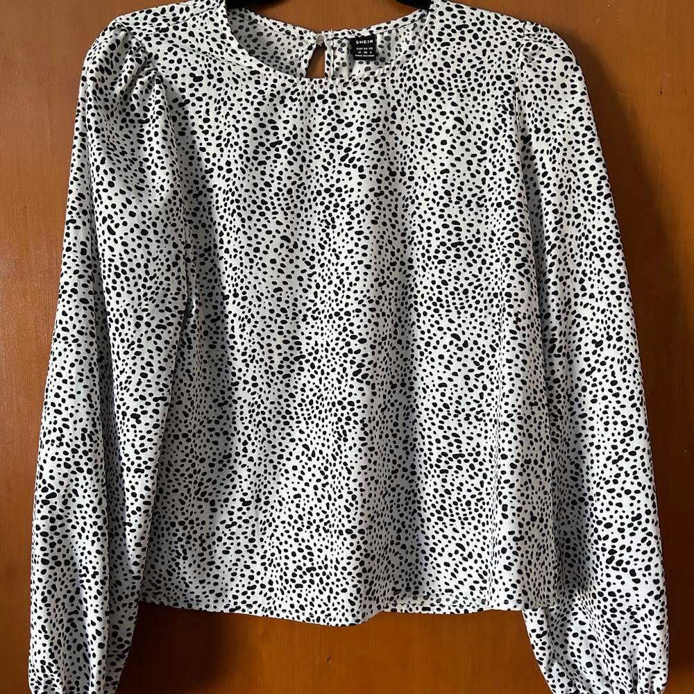 New spotted top